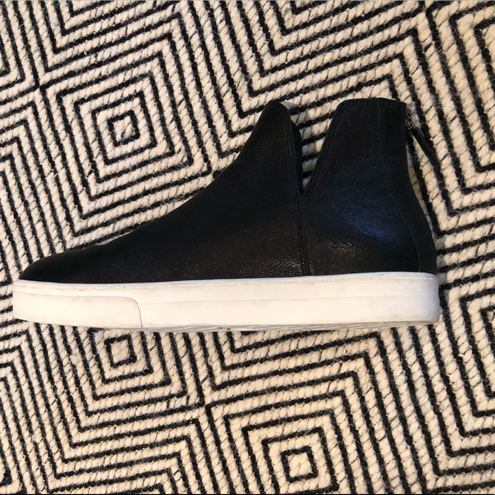 Eileen Fisher Women’s Flash Walking Shoe Black